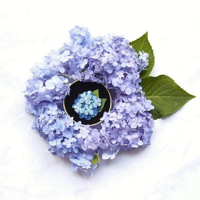 Erstwilder Heartfelt Hydrangea Brooch